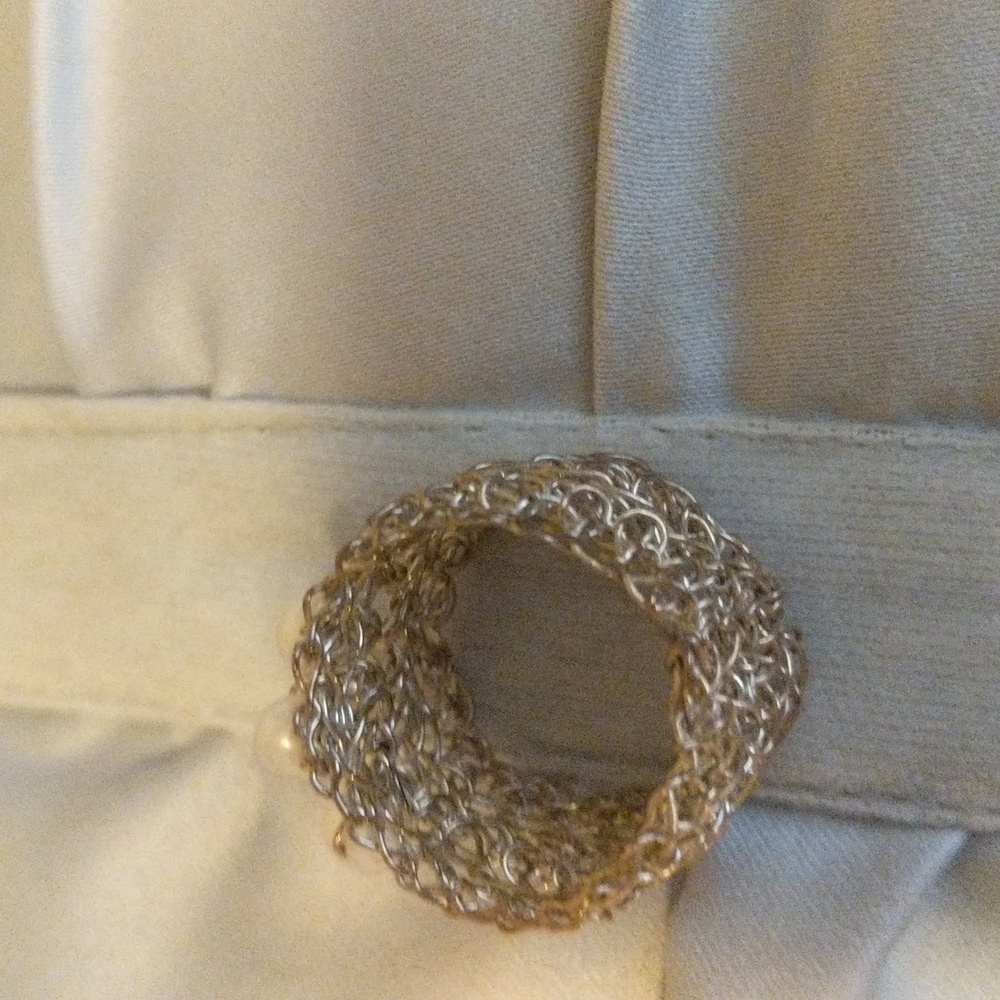 Pearl & silver mesh ring - Picture 3 of 5